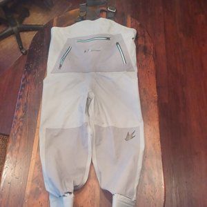 White Frogg Toggs Fishing Waders